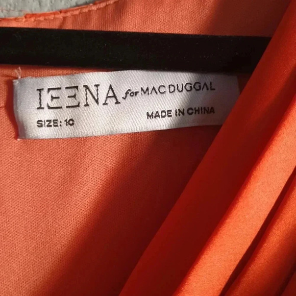 Ieena Macduggal Pleated Long Sleeve Satin V Neck Gown Size 10 NWT - Picture 16 of 16